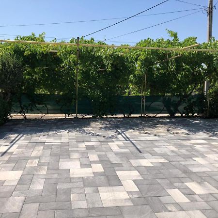 Lucija Apartments Vrh  外观 照片