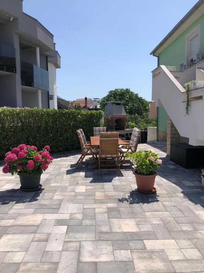 Lucija Apartments Vrh  外观 照片