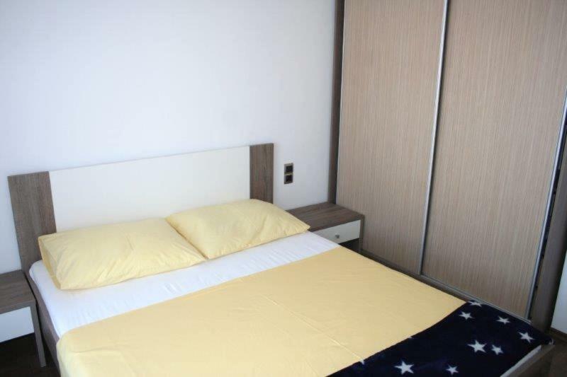 Lucija Apartments Vrh  外观 照片