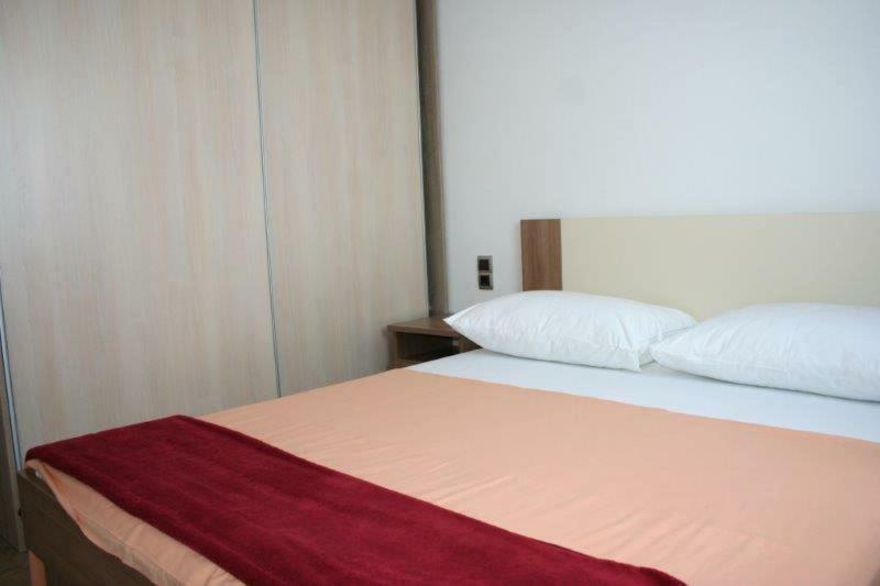 Lucija Apartments Vrh  外观 照片