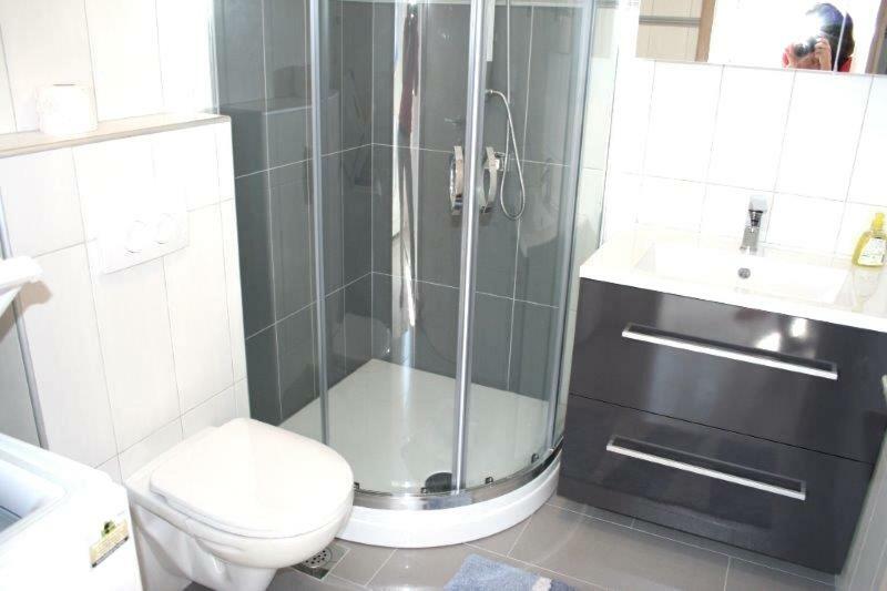 Lucija Apartments Vrh  外观 照片